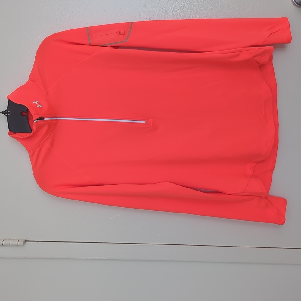 NWOT Under Armour coral pullover